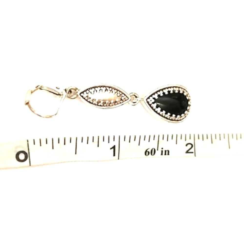VINTAGE SILVER-TONE AND BLACK GLASS 16 -18" NECKLACE & LEVERBACK 2" EARRINGS SET - Picture 8 of 10